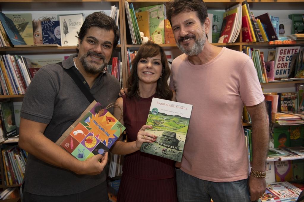 Lançamento do livro Todo mundo sabe