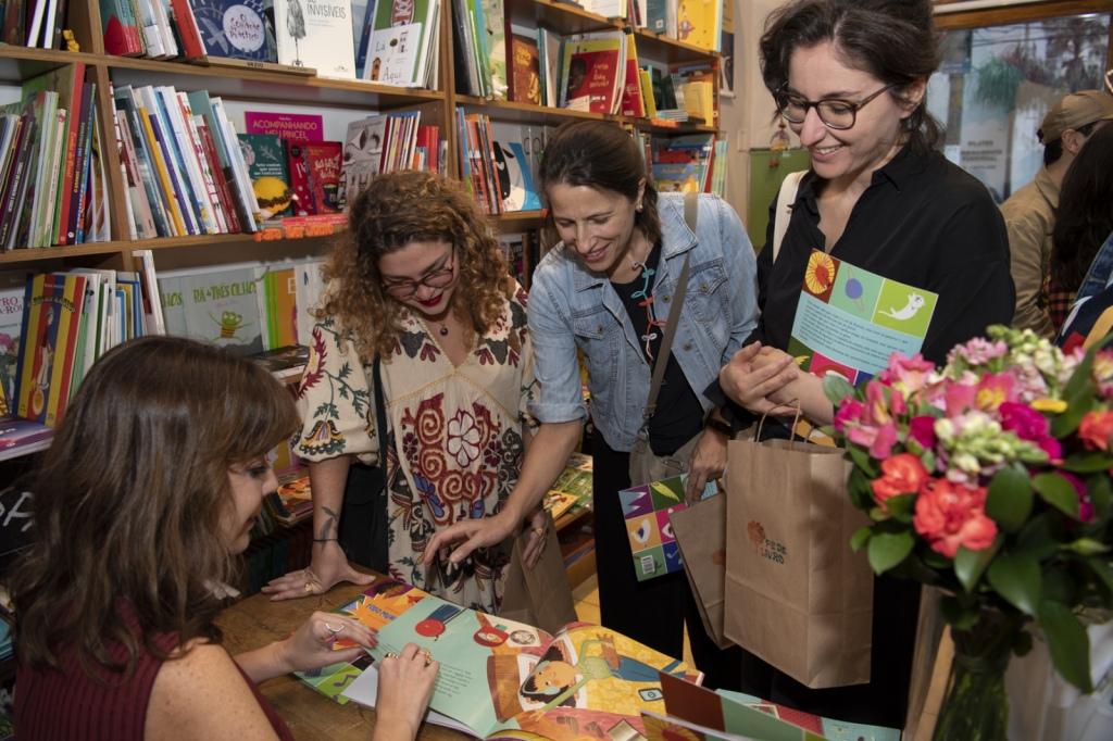 Lançamento do livro Todo mundo sabe